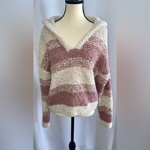 Women’s Hippie Rose dusty pink and‎ beige hooded knit sweater size Large